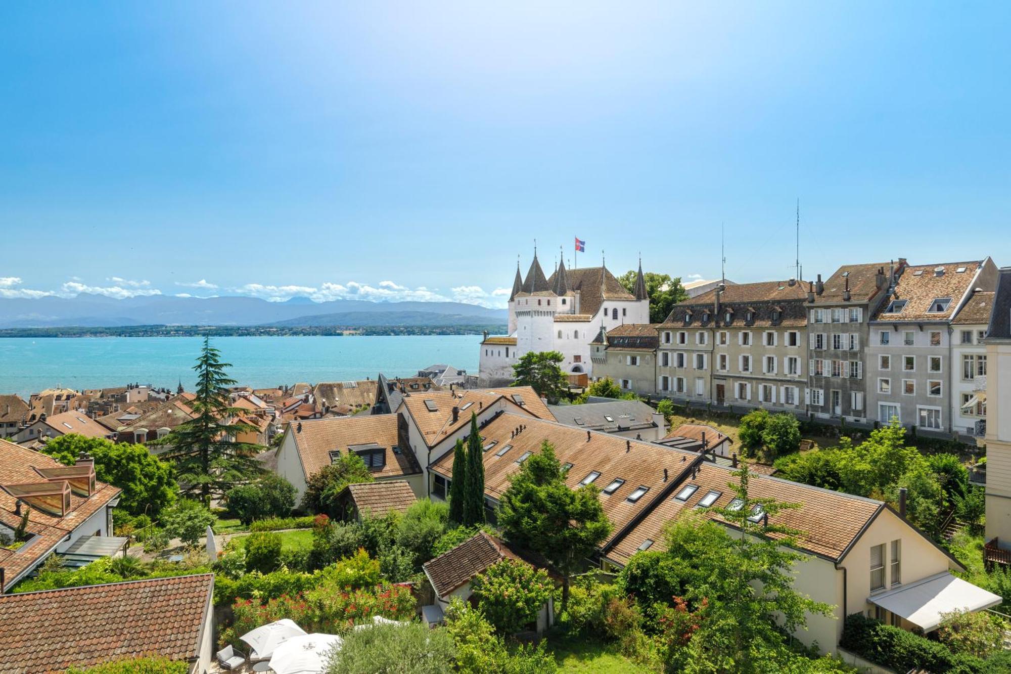 Ambassador Boutique Hotel Nyon Exteriör bild